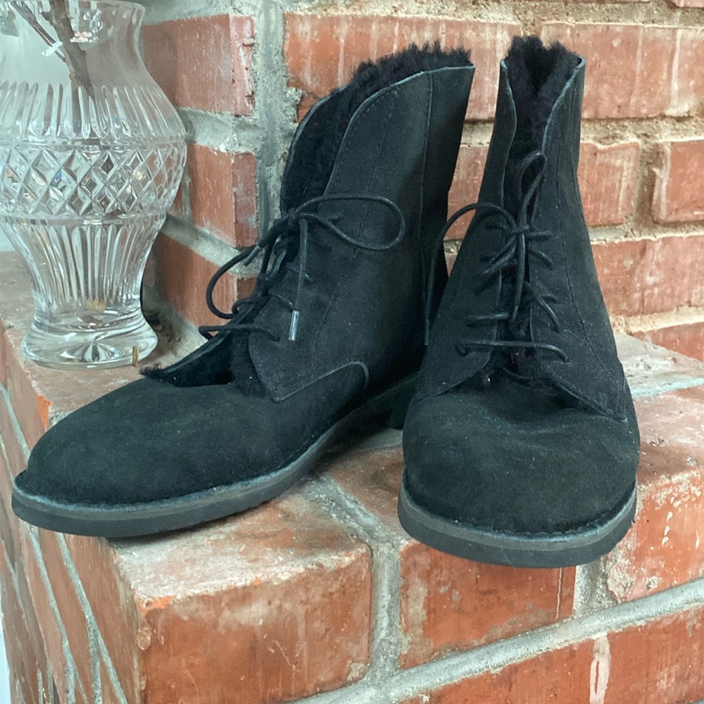 Black UGG suede fur trim chukka boots